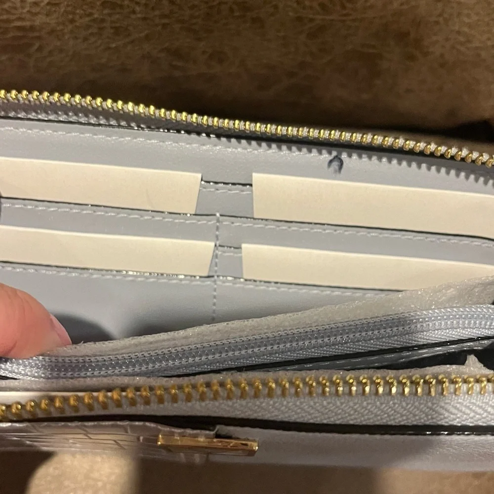 Victoria’s Secret wristlet NWT